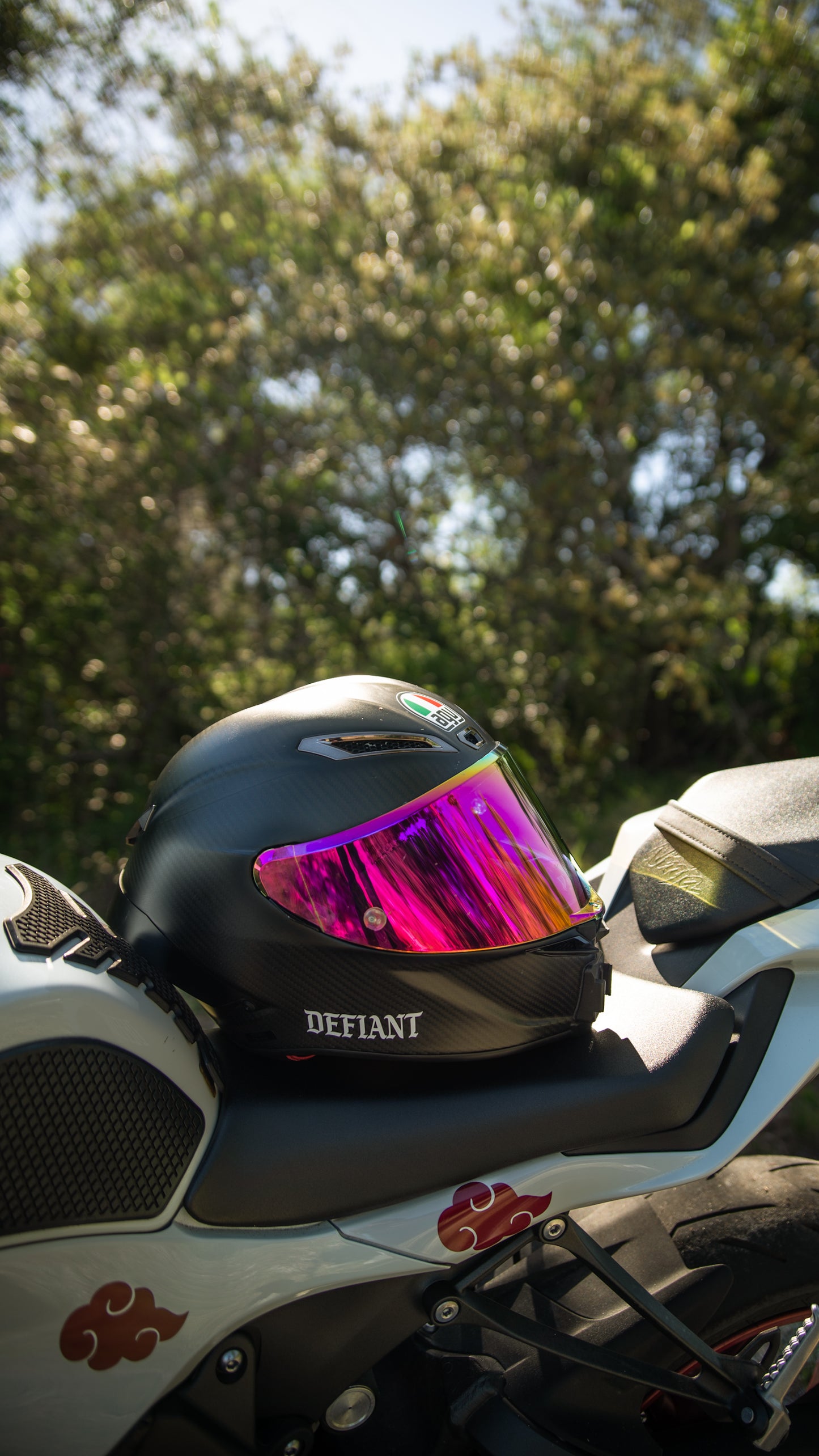 Defiant Decal Reflective